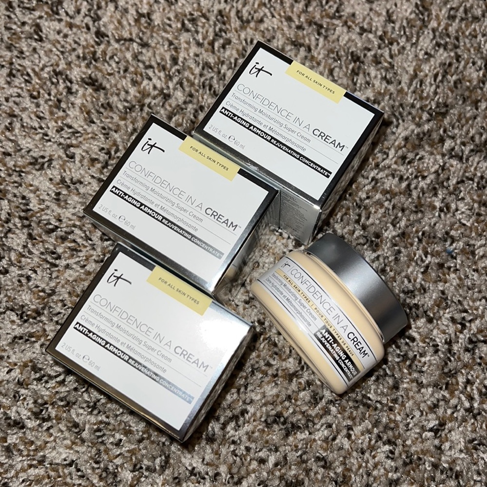 4 NEW FULL SIZE IT COSMETICS CONFIDENCE IN A CREAM JARS 3 NIB & 1 NWOB